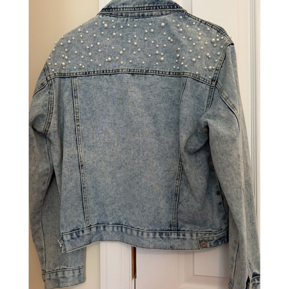 Zilingo Pearl Studded Distressed Denim Jacket Light Wash Blue Small
